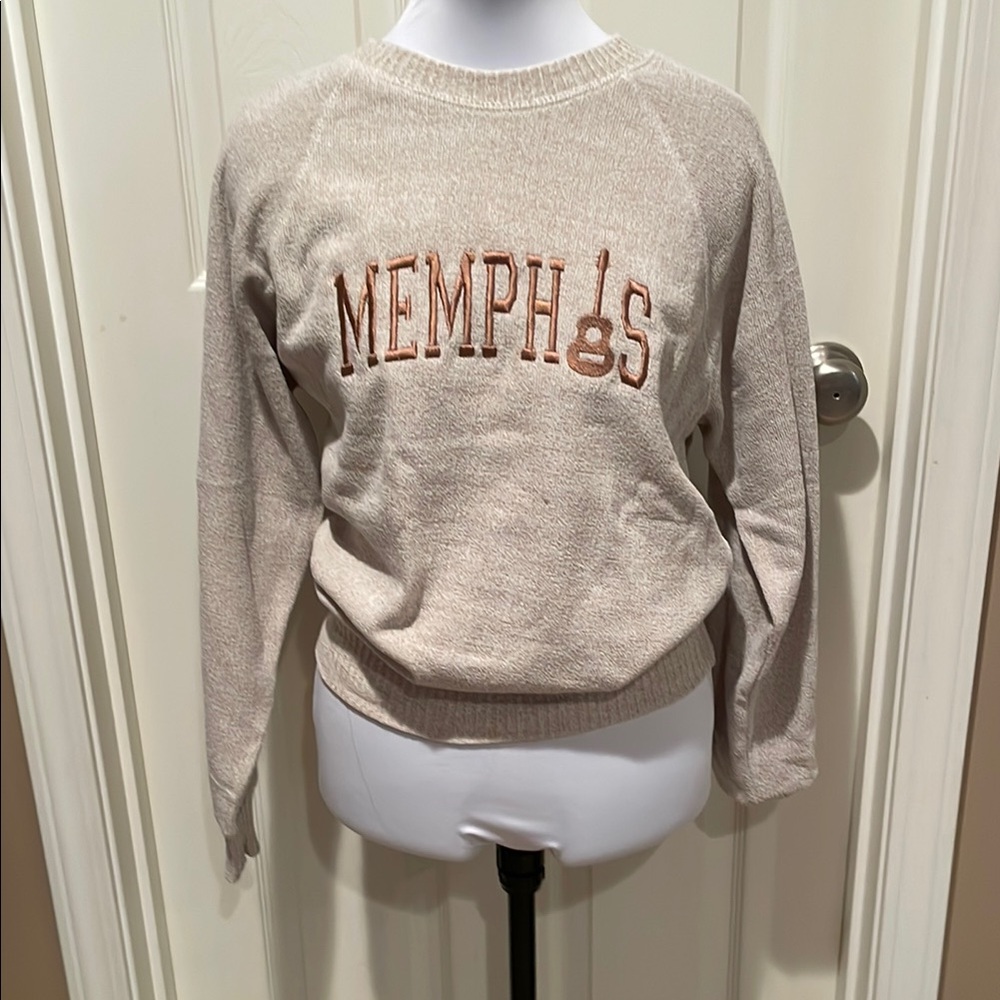 Cream Crew Neck Sweater with Collegiate Style